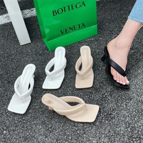 New Stylish Womens Shoes Flip Flops Square Head Beach High Heels Sandals Black White Beige Clip Toe PU Female Slippers Footwear