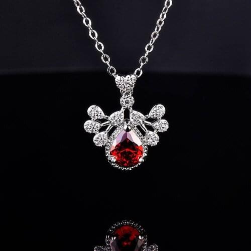 Fashion Peacock Pendant Necklace Creative Inlay Water Drop Red Zircon Luxury Jewelry For Women Wedding Party Anniversary Gift