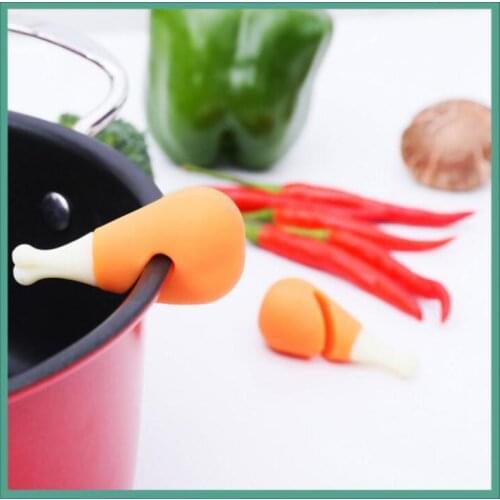 1 Pc Home Silicone Carrot Design Protect Hand Spill-Proof Pot Lid Rack Overflow Stoppers Pot Cover Lifter Kitchen Gadget Sets