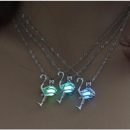 Charm Glowing Ostrich Pendant Necklace Cute Luminous Jewelry Choker 3 Colors Christmas Gift For Women Necklace Fashion Dropshipp