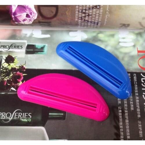 Hot Sell 2 Pcs Bathroom Home Tube Rolling Holder Squeezer Easy Toothpaste Dispenser New S