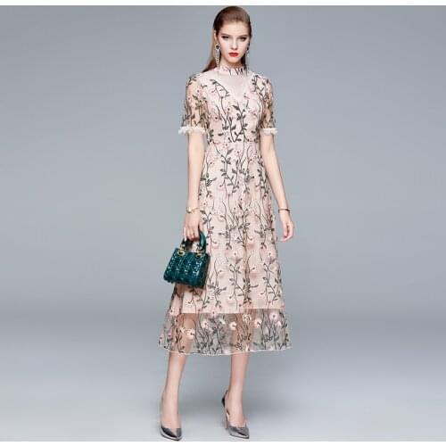 New Summer Runway Flower Embroidery Dress Womens Temperament Short Sleeve Embroidered Long Mesh Dresses
