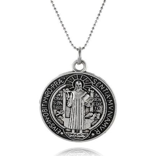 San Benito Medalla Benedict Cross Medal Necklace Jesus Believer Choker Ball Chain Statement Necklace Pendant Jewelry Women