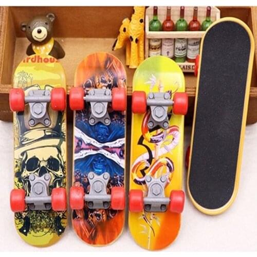 Large finger scooter 14CM finger skateboard fingertip dance extreme finger sports toy plastic finger skateboard