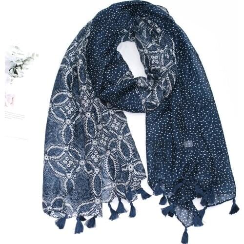 Spain Fashion Autumn Women Viscose Scarf African Floral Tassel Beach Hijab Shawls and Wraps Female Foulards Echarpe Muslim Hijab