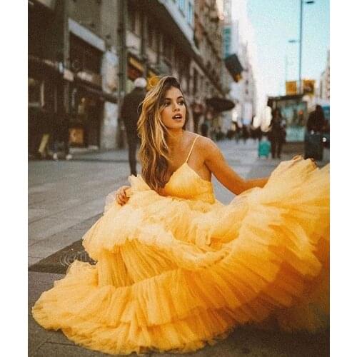 A-Line Yellow Tulle Prom Dresses 2020 Spaghetti Strap Sweetheart Tiered Zipper Back Long Party Gown Evening Dress vestidos