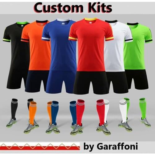 Customized Soccer Jersey 100% Polyester Mesh Breathable Soccer Kits