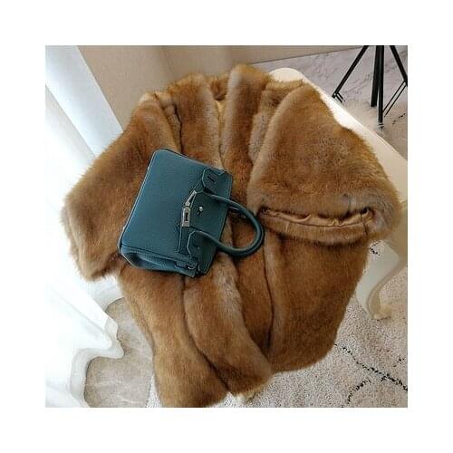 2019 New Style High-end Fashion Women Faux Fur Coat S84