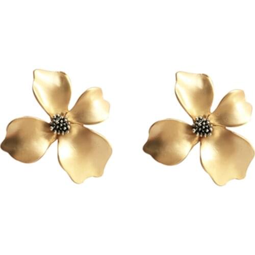 Wholesale S925 Silvery Golden Flower Ear Stud Fashions Elegant Cool Large Exaggerated Earrings Female Wholesale