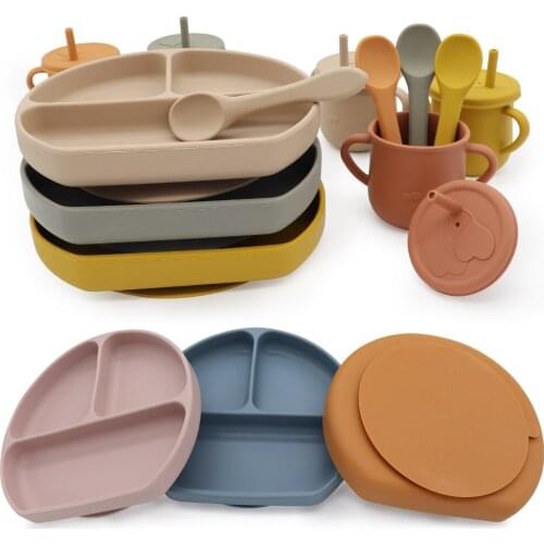 Newborn Baby Silicone Feeding Tableware Waterproof BPA Free Plates For Toddler Breakfast Feedings Anti-drop non-slip spoon Fork