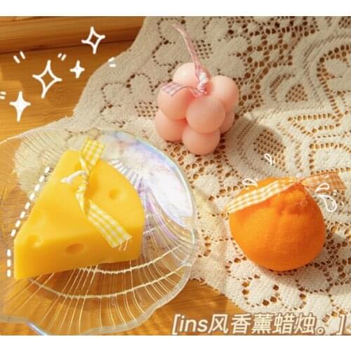 The cure is a little bauble a mini desk an Internet celebrity ornament a graduation gift a scented candle J05