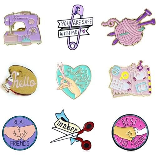 Cartoon Scissors Brooches Good Friend Fist Heart Metal Lapel Pin Backpack Hat Lapel Badge Men Women Fashion Jewelry Gifts,1PC