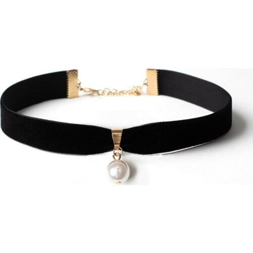 Gothic Trend Womens Short Choker Necklace Korean Fashion Pearl Pendant Accessories Fashion Lady Party Jewelry Girl Gifts