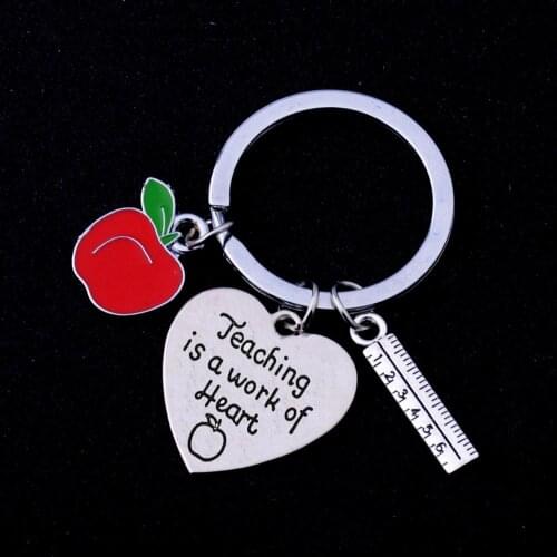 36PC Teaching Is A Work Of Heart Keyring Red Apple Ruler Heart Charm Pendant Keychain Thanksgiving Teachers Day Gifts Key Ring