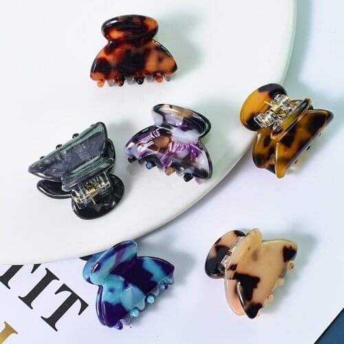 Mini Acetate Leopard Pattern Hair Claw for Women Classic Chic Hair Clip Small Crab Barrette Hair Clamps Fashion Hair Accessories