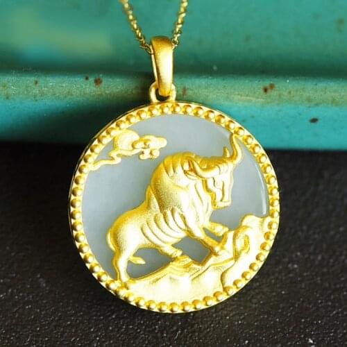 2021 New Golden Bull Jewelry With Vintage Natural Stone Round Pendant Necklace For Women Wedding Party Luxury Anniversary Gifts