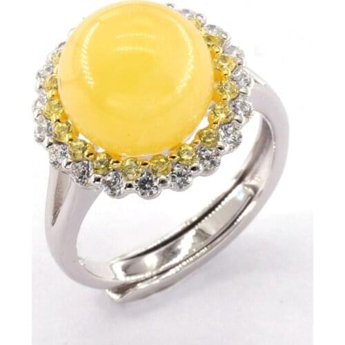 Chicken Oil Yellow Beeswax Ring Yellow Gemstone Side Stone Circular Round Bead Ring Exquisite and Elegant Vintage Jewelry