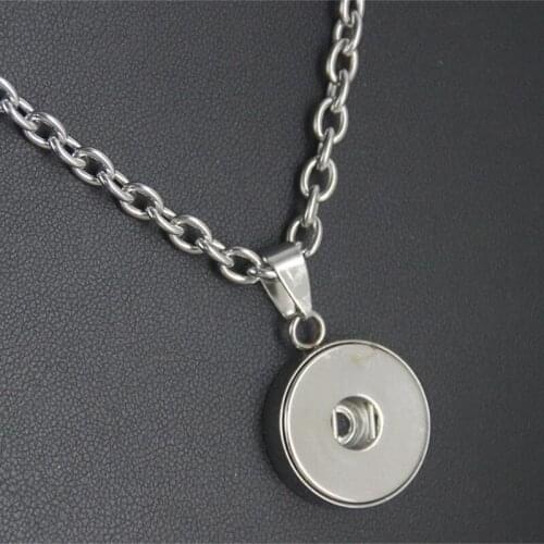 Hot 316L Stainless Steel Snap Button Round Pendant Necklace DIY 18MM Snap Charms for Women Men with 50cm Steel Chains Jewelry