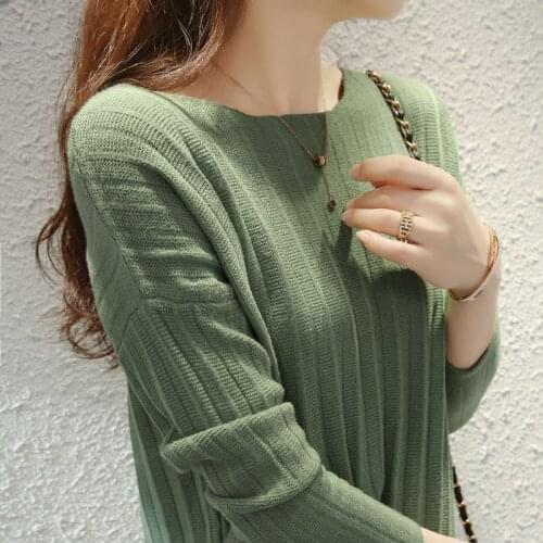 2020 autumn and winter new cashmere sweater ladies sweater solid color round neck top short loose bottoming sweater