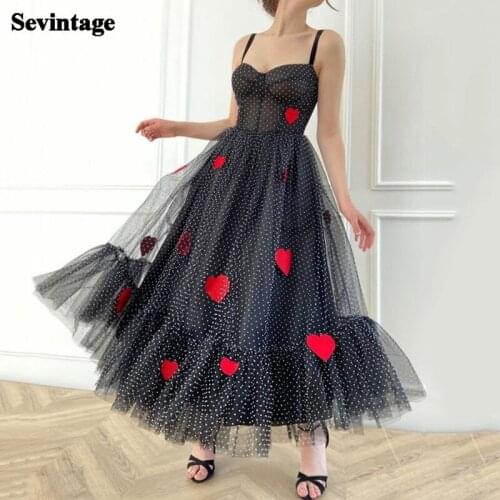 Sevintage Black Polka Dot Tulle Prom Dresses Tea-Length Short Evening Dress Red Heart Appliques Princess Wedding Party Gowns
