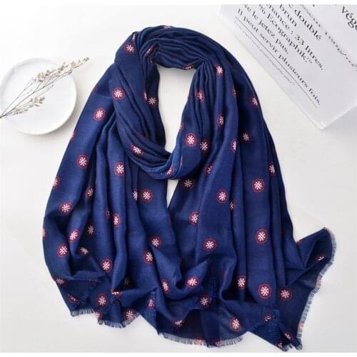 Ladies Spain Fashion Small Broken Floral Fringe Viscose Shawl Scarf Autumn Wrap Headband Bufandas Muslim Hijab Sjaal 180*90Cm