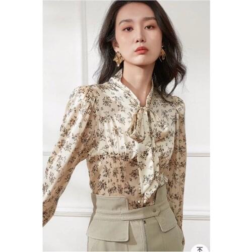 Pleated 2021 Early Spring Women Long Sleeve Shirt Bow Collar Blouse Flowers Print Silk Fashion Holiday Tops