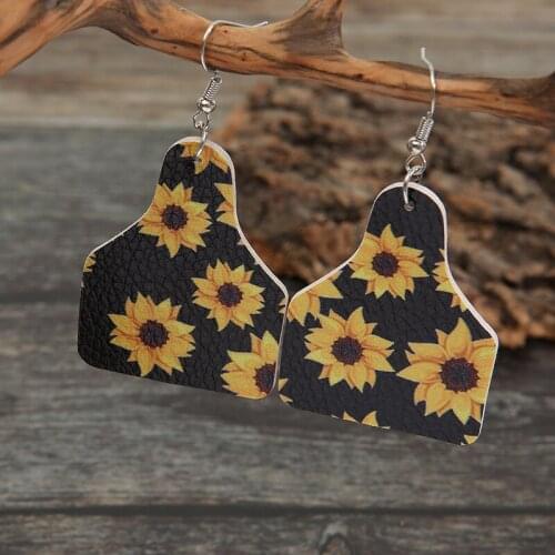 2021 Wholesale New Retro Geometric Wine Bottle-shaped Small Daisy Sunflower Pu Earrings Double-sided Printing Pattern Earrings