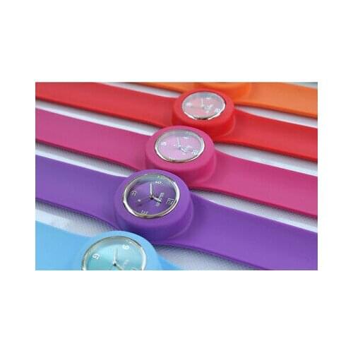 Women Dial quartz watch Silicone bracelet Fantasy Gift various models 99 S0280 sent from Italy