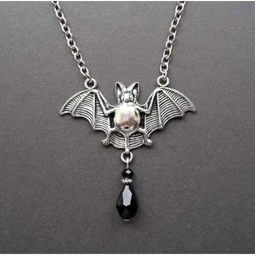 European and American Female Fashion Simple Handmade Bat Crystal Alloy Pendant Necklace Charm Punk Gothic asphyxia Jewelry