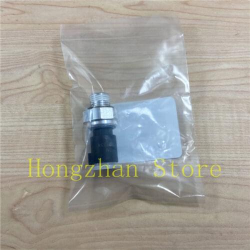 Oil Pressure Sensor Switch For 12621234 12596951 Chevrolet- Cadillac- HUMMER- GMC- SAAB Impala Silverado SSR Tahoe Trailblazer