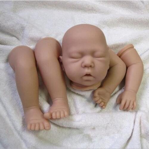 Reborn Doll Accessories Closed Eyes Silicone Reborn Baby Doll Kits Suit for 20 inch Reborn Kits for DIY Reborn Doll Kits dk-1