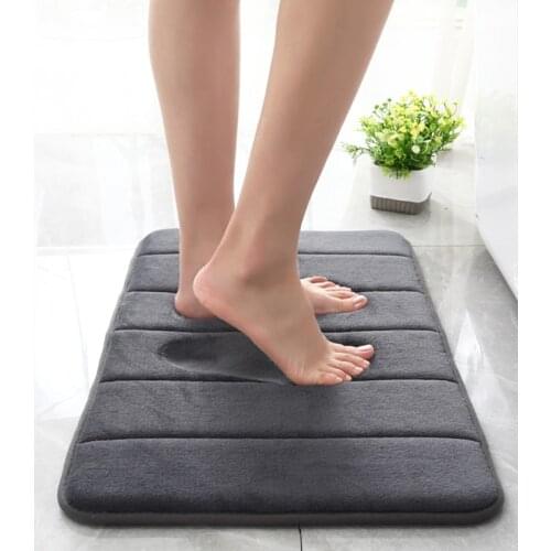 Best Selling Bathroom Thickened Coral Velvet Slow Rebound Stripe Non Slip Solid Color Toilet Floor Mat Home Carpet