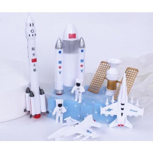 7Pcs/set Simulation Space Rocket Modeling Action Figures Boy Toys Kits Technic Astronaut Blocks Education Toys for Children Gift