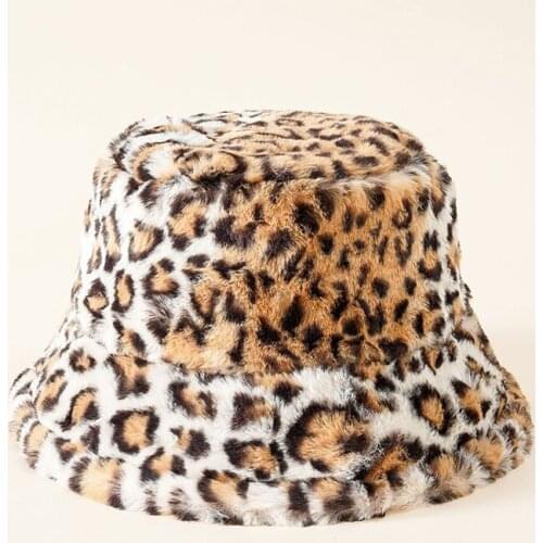 New Winter Leopard Plush Bucket Hats Unisex Outdoor Casual Warm Hat Soft Velvet Fisherman Cap Streetwear Vintage Fashion Present