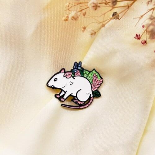 Cartoon Cute Love Birthmark Little White Mouse Hiding In The Lavender Bushes Creative Animal Exquisite Drip Oil Enamel Brooch