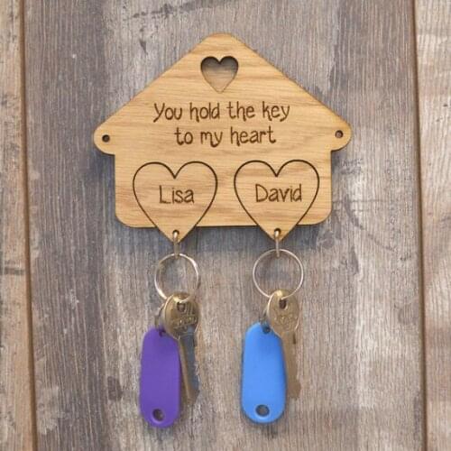 Custom heart Wooden Keyrings Family Keyring Hanger Hooks for Keys Housemoving New Home Christmas valentine Present Gift favors