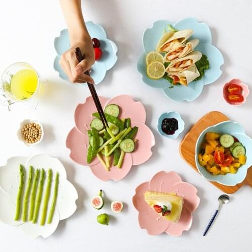 Ceramic Dish Sakura Shape Tray Flat Plate Set Japanese Style Flower Porcelain Dinnerware Basso-relievo Dessert Plate Food Tray