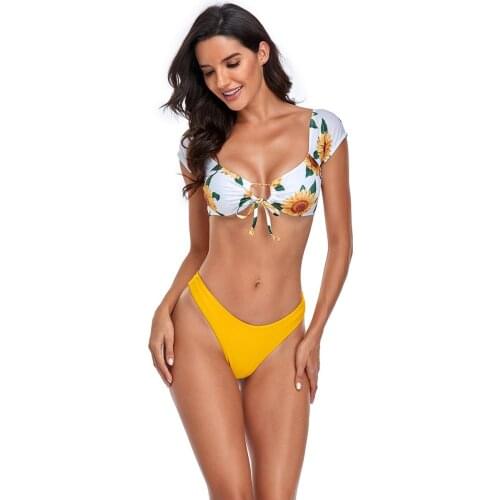 Sexy Short Sleeve Sunflower Two Piece Swimsuit Women Halter Push Up Bikini Set Swimwear String Bandage Bathing Suit Beach Wear