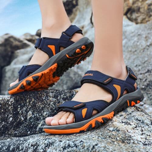 Mens Sandals 2021 Sandals In The Summer Of 2021 Male New Slippers Amphibious Tide Men Outdoor Wears Outside Vietnam Beach Shoes