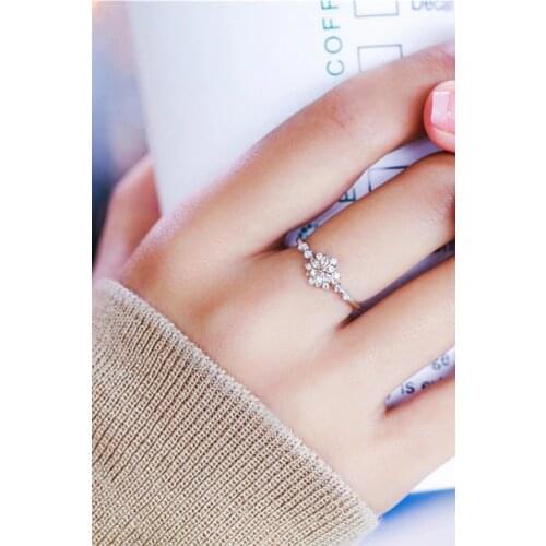 14k Rose Gold Plated Women 'S Ring 2021 Trend Crystal Snowflake Motif Zircon Gemstone