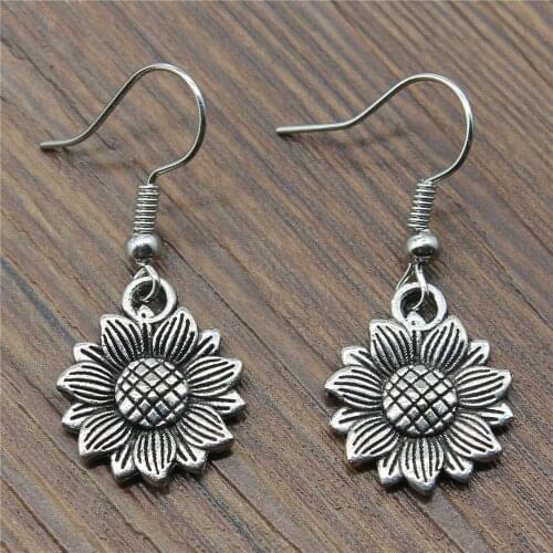Vintage Women Fashion Drop Earrings Simple 18x15mm Sunflower Charming Dangle Earrings
