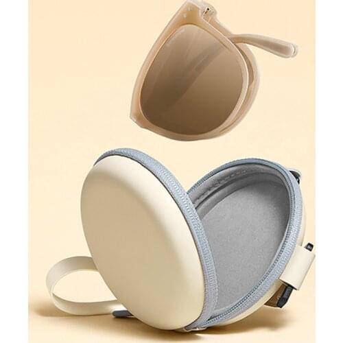 2021 Brand Design Fashion Folding Sunglasses Women Men Portable Foldable Sun Glasses Rivet Frame Folded UV400 Lens Shades Mirror