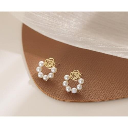 Petal Pearl Earrings For Women Korean Fashion Petite Geometric Woman Earring Trendy Jewelry Accessories Wholesale 2021