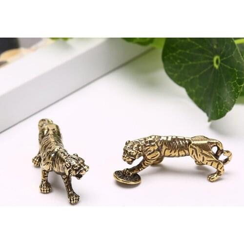 1PCS Solid Copper Tiger Key Chains Vintage Glossy Brass Animal Pendants Trinket Chinese Zodiac Tigers Charms Keychains Ornaments