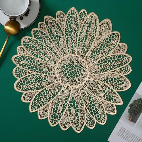 PVCChrysanthemum Placemat European-Style Sunflower Table Mat Non-Slip Heatproof Home Daily Dining Decorative HelloKitty Kitchen