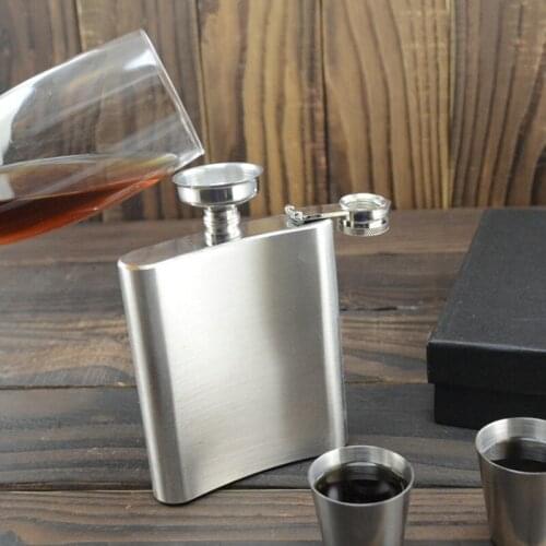 Portable Stainless Steel Travel Silver Whiskey Alcohol Liquor Bottle Multi Size Hot Sale Metal Hip Flasks Male Mini Bottles