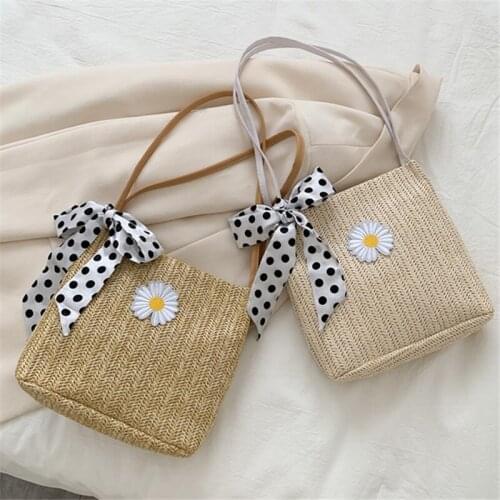 Bucket Straw Beach Bag Retro Hand Woven Shoulder Bag Ladies Hand Bag Shoulder Bag Bohemian Summer Vacation Casual Bag