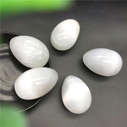 Drop Shipping 1PC Natural White Selenite Egg Stone Polished Gypsum Crystal Egg Shape Stone Gemstone Natural Stones and Crystals