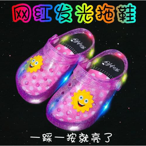 2021 NEW Boy Children LED Kids Baby Girl Light Up Luminous Sandals With Light Slippers Outdoor Summer Chrysanthemum Pink