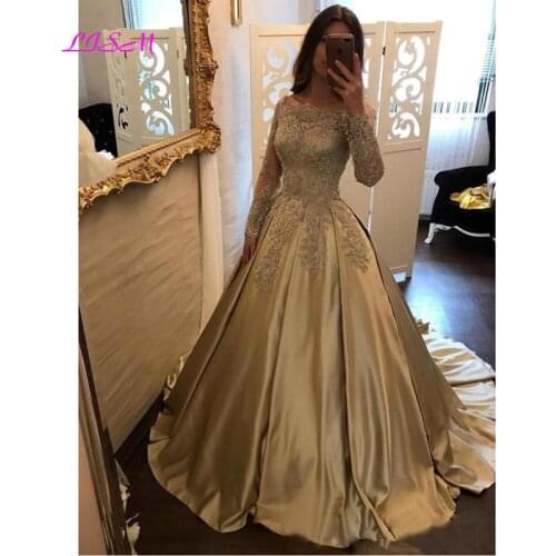 Golden Lace Appliques Long Quinceanera Dress Elegant Long Sleeves Satin Beaded Party Formal Dresses Custom Plus Size Prom Gowns